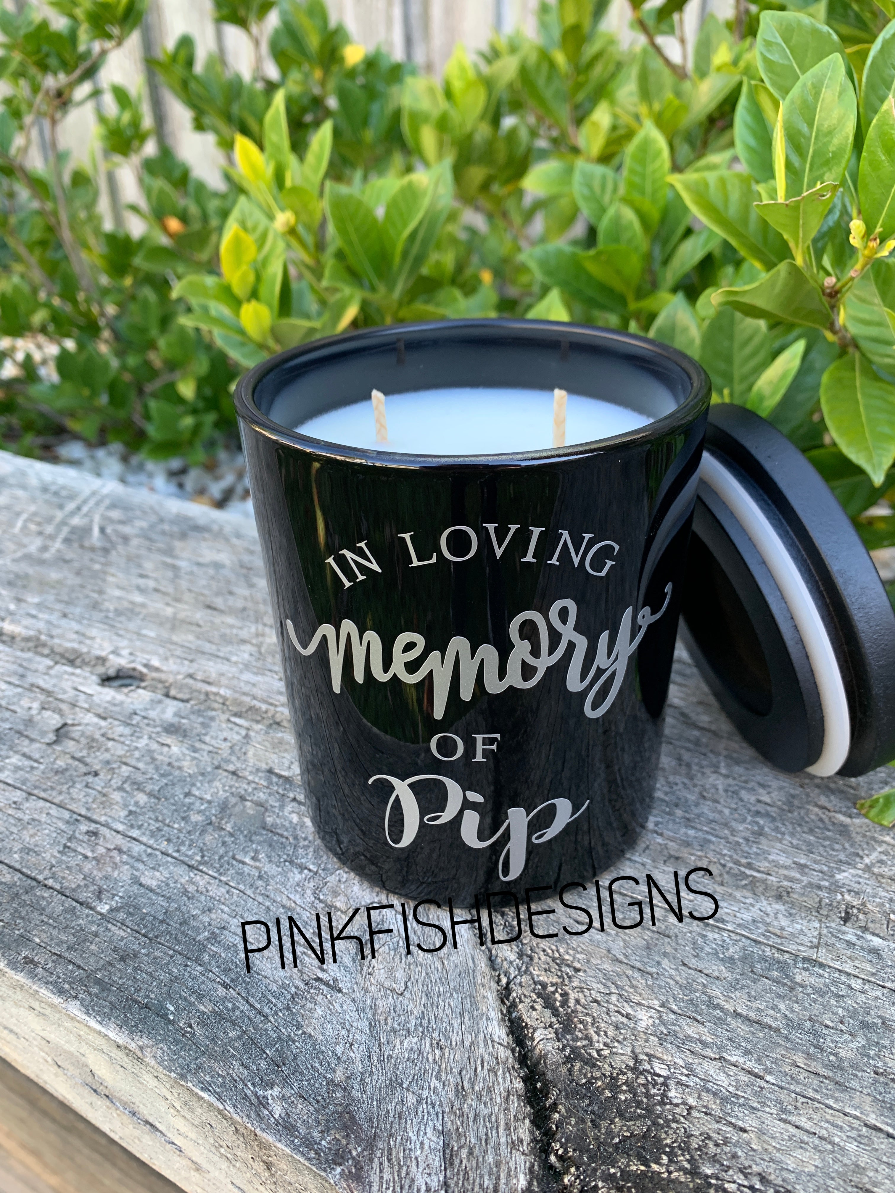 Memorial Hand poured 400ml Soy Candle & Gloss Box
