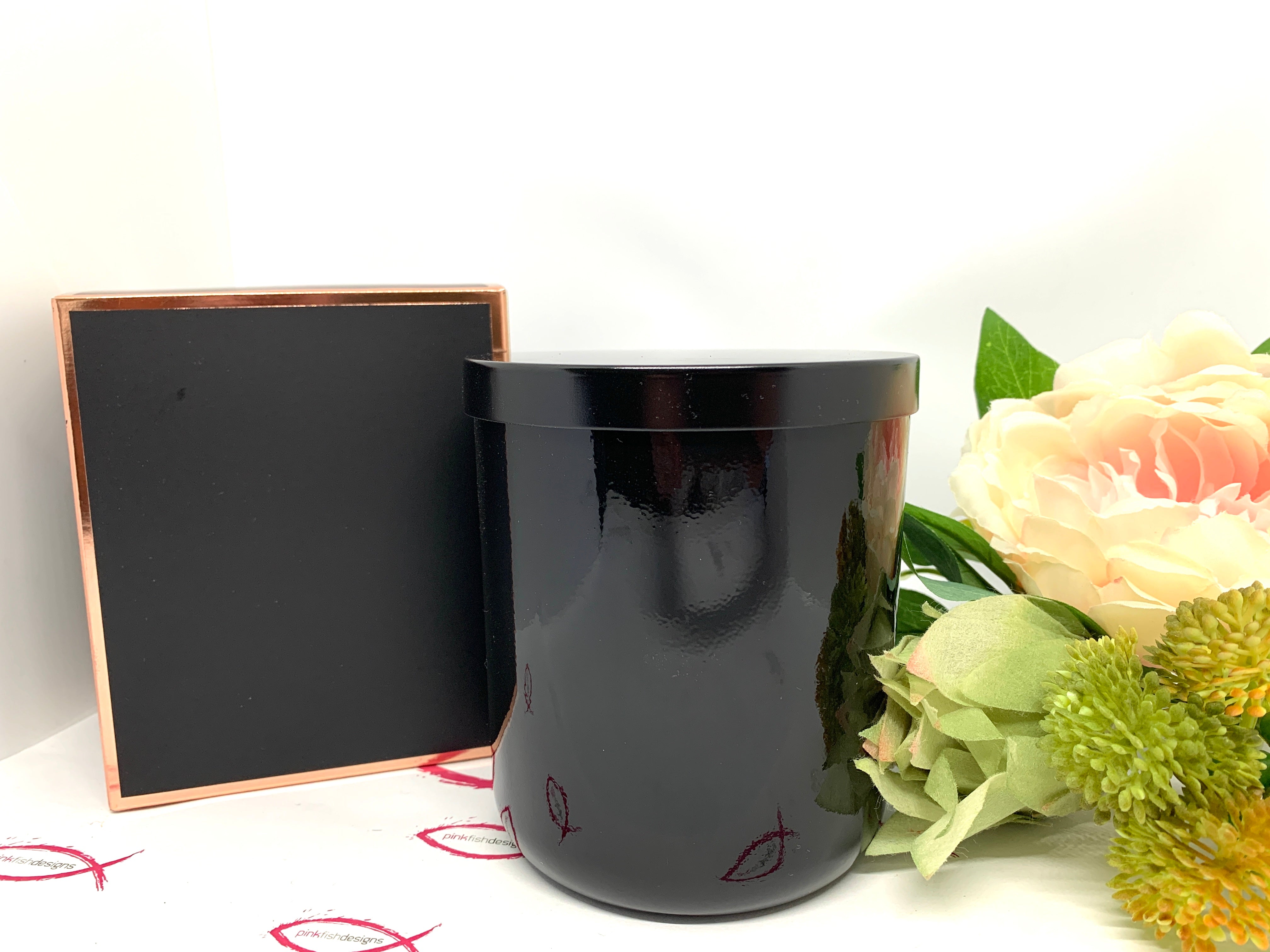 Beautiful Hand poured 400ml Soy Candle & Gloss Box
