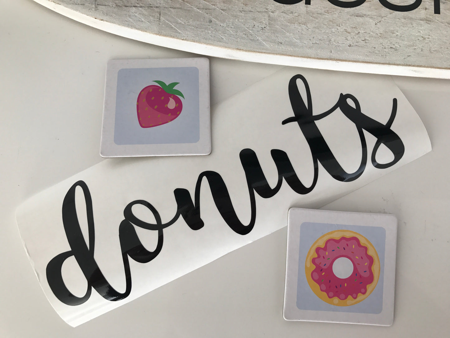 Donuts Sign Label
