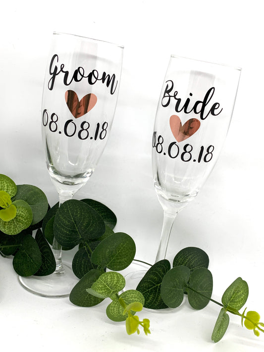 Bride & Groom Love Champagne Glass Set