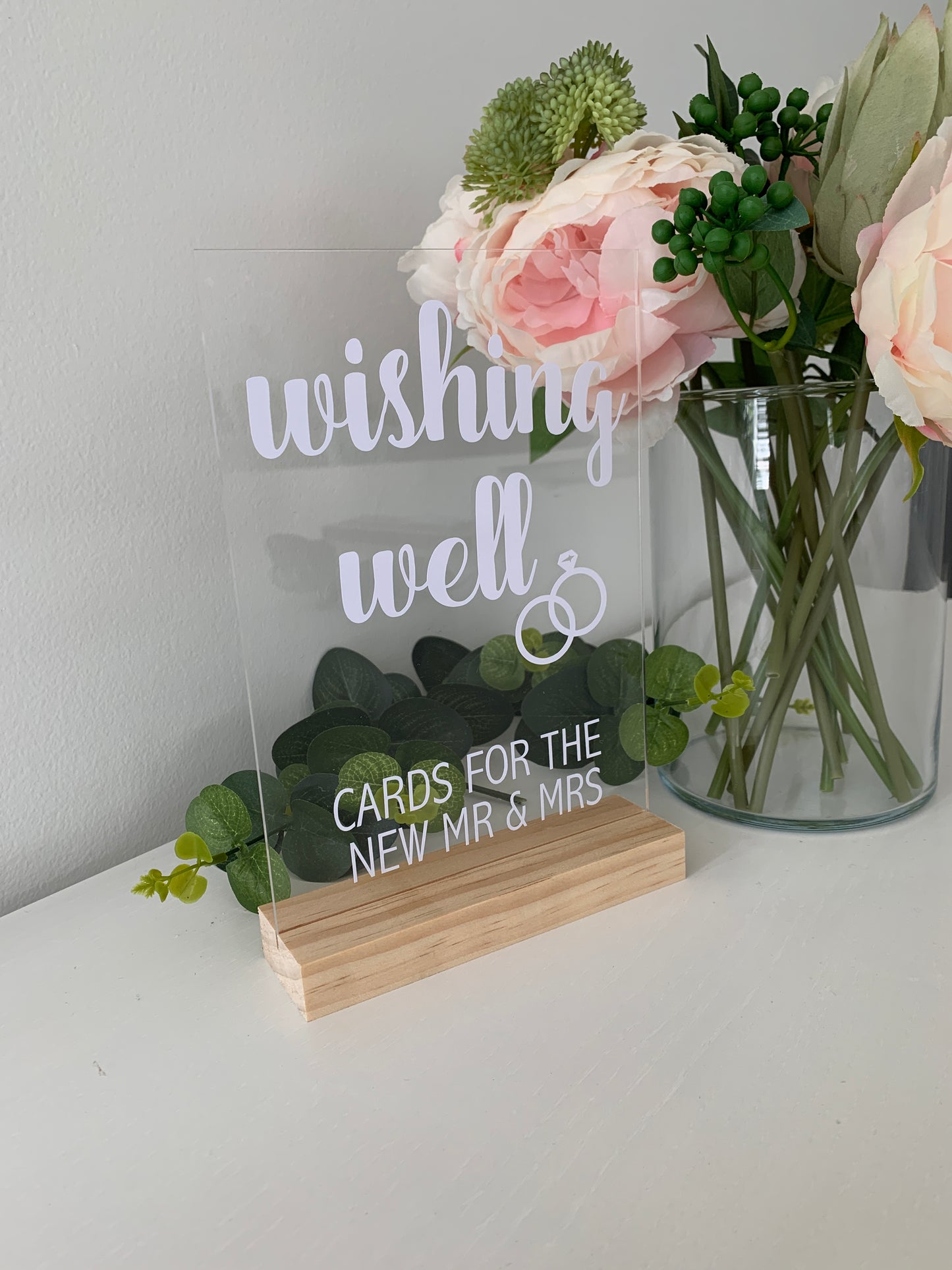 A4 Acrylic Rings Wishing Well Sign and Base