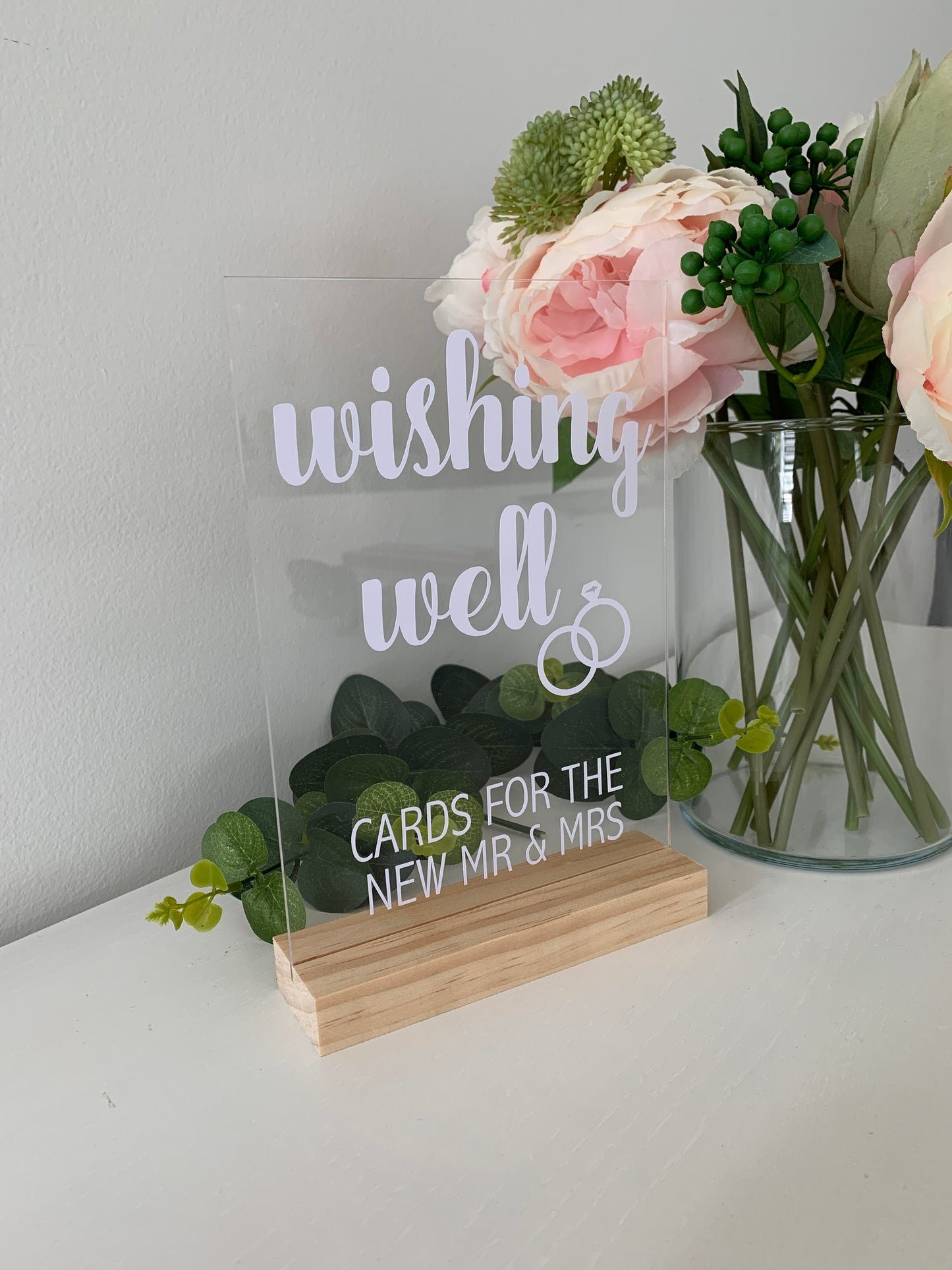 A4 Acrylic Rings Wishing Well Sign and Base