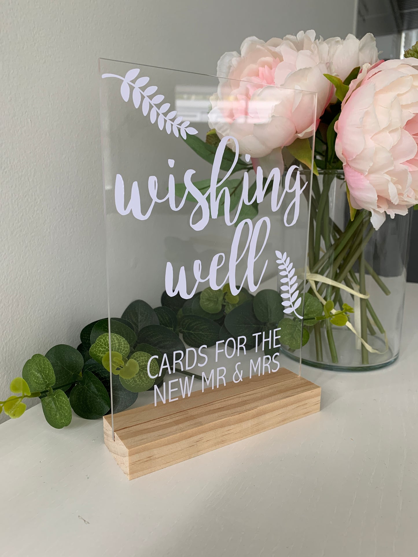 A4 Acrylic Vines Wishing Well Sign and Base
